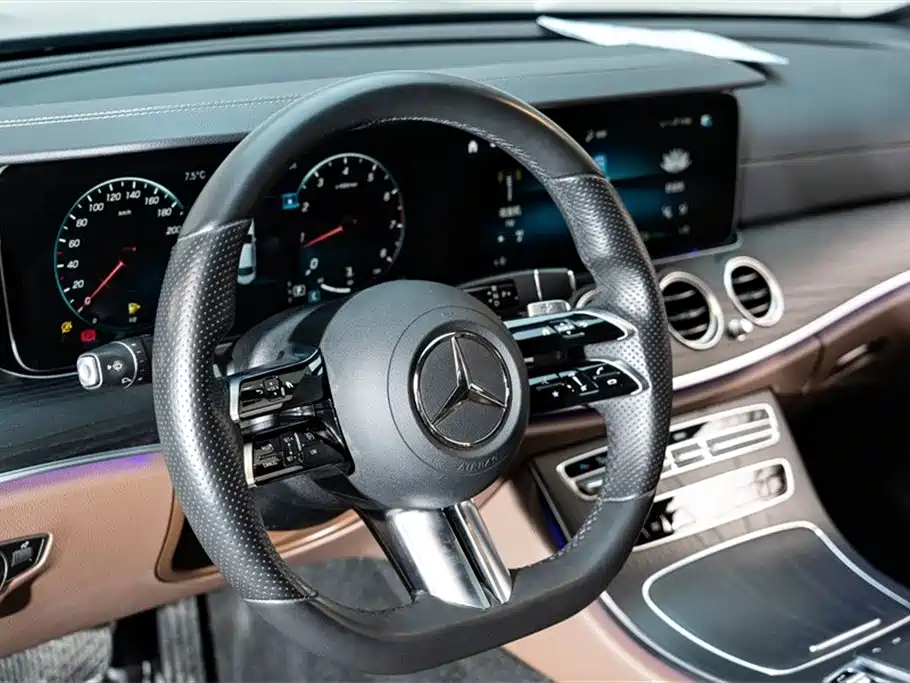 Mercedes-Benz E-Class 2022 E 300 L Sport Luxury фото 8