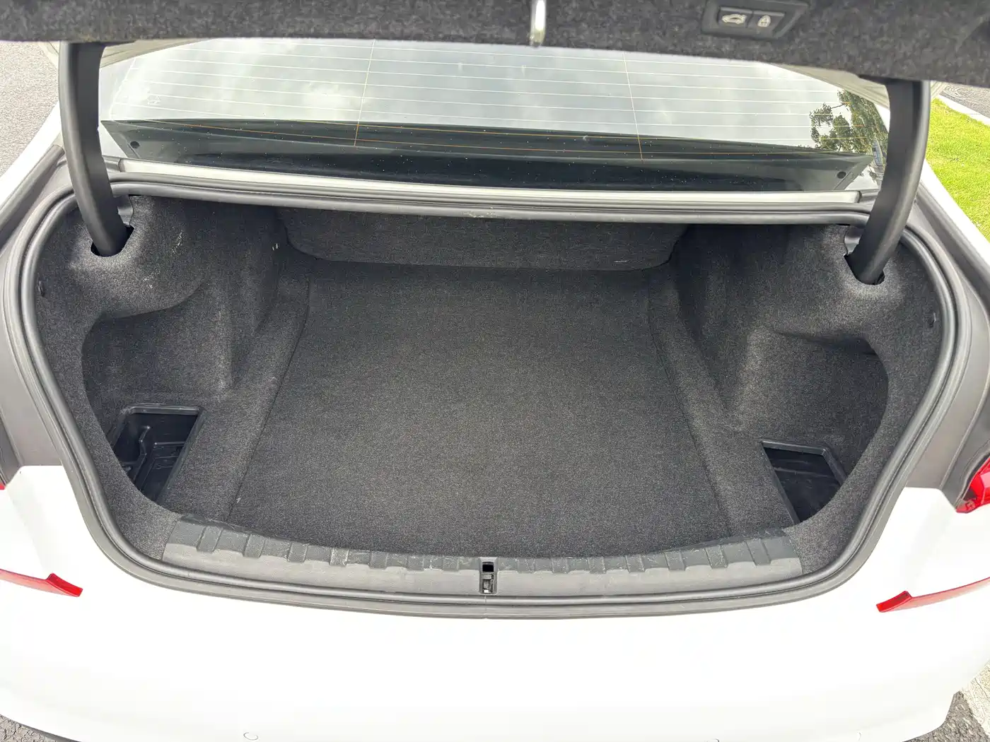 BMW 3 Series 2020 320Li M Sport Package фото 11