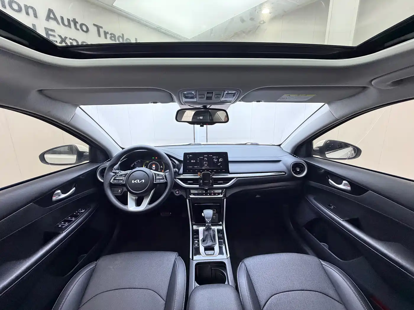 Kia K3 2023 2021 1.5L CVT Luxury Edition