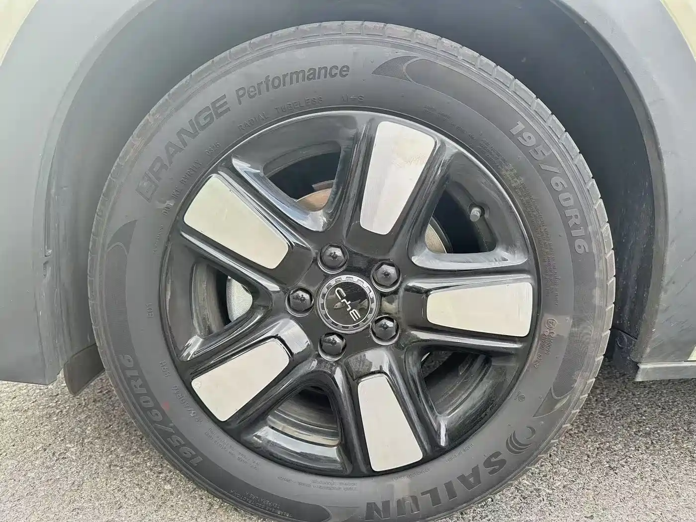 BYD Dolphin 2025 Smart Drive Edition 410km Fashion Version фото 9