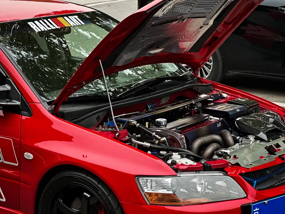 Mitsubishi Lancer 2006 2.0T EVO IX фото 5