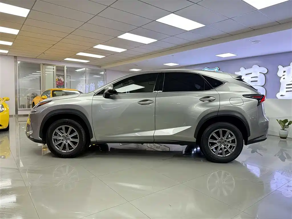 Lexus NX 2020 200 FWD Sharp Edition China VI фото 5