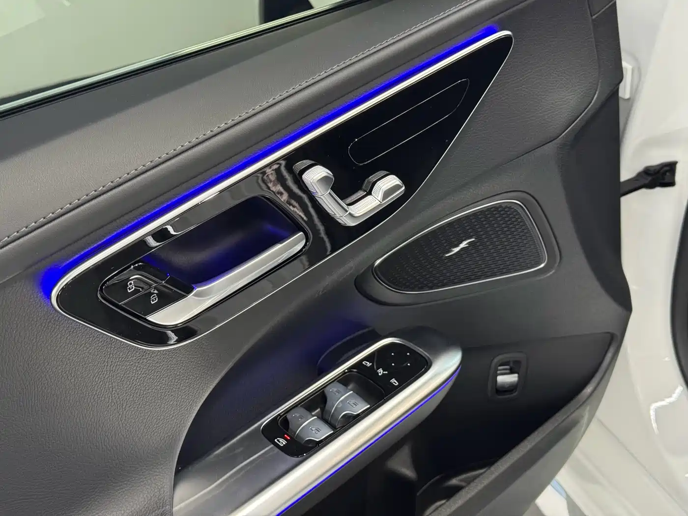 Mercedes-Benz C-Class 2025 C 260 L Sport Edition фото 5