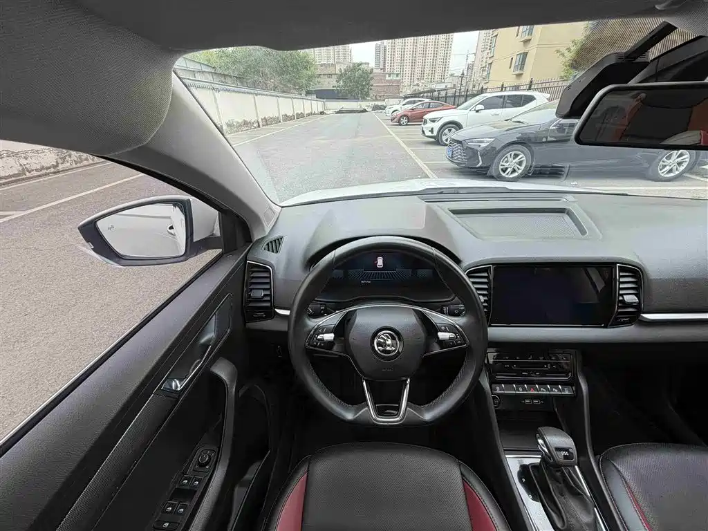 Škoda Karoq 2022 Facelift TSI280 Luxury Edition фото 9