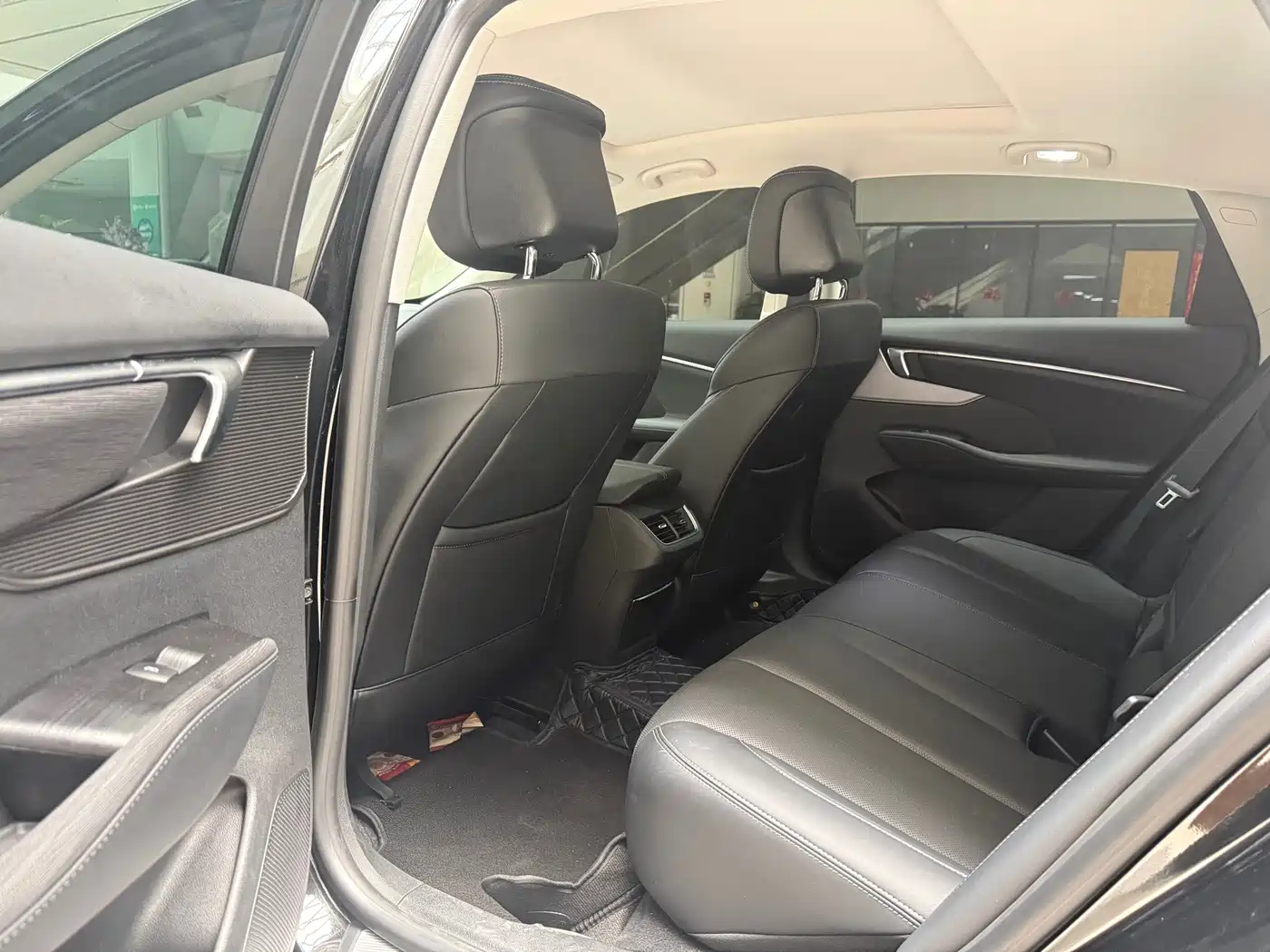 Buick LaCrosse 2025 2026 Model 28T Platinum Edition
