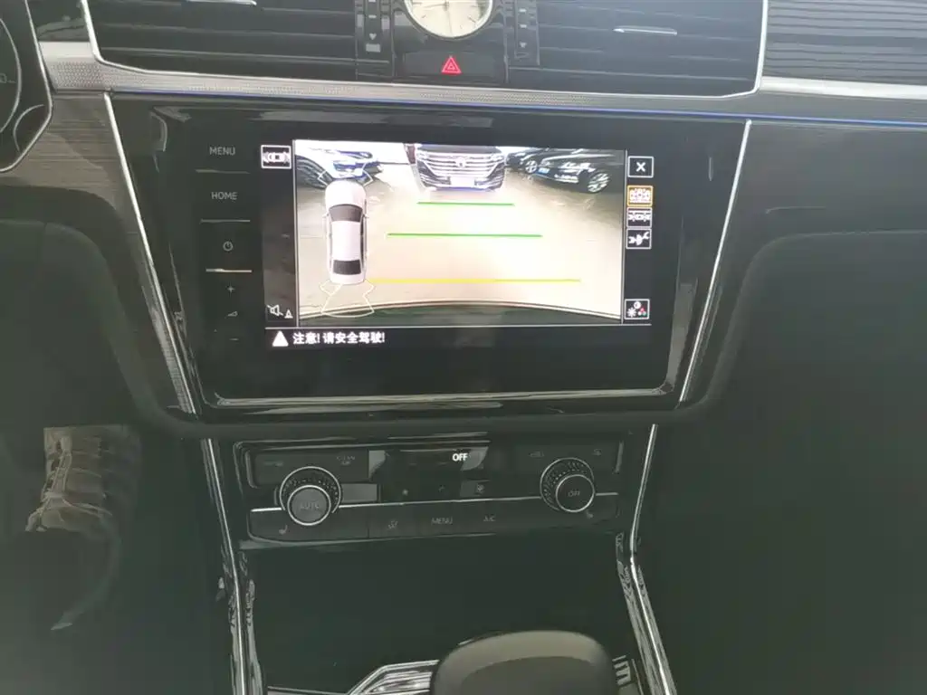 Volkswagen Phideon 2018 Facelift 380TSI FWD Business фото 13