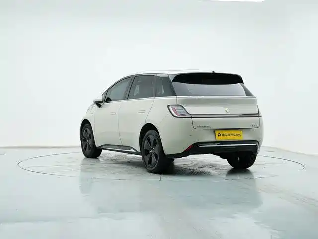 Фото 4 - Baojun Cloud