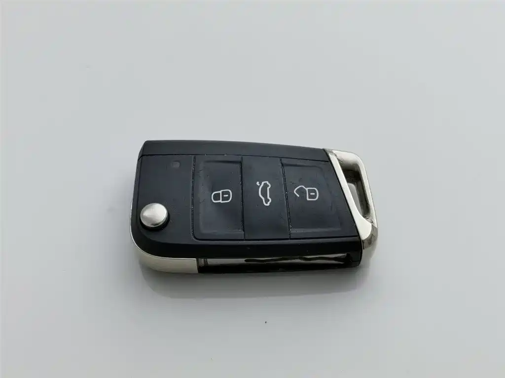 VOLKSWAGEN TU KAI
