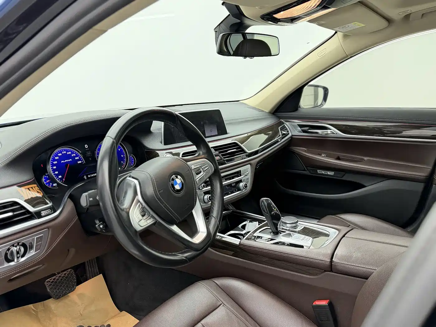 BMW 7 Series 2018 730Li Leading Type Excellence Package фото 15