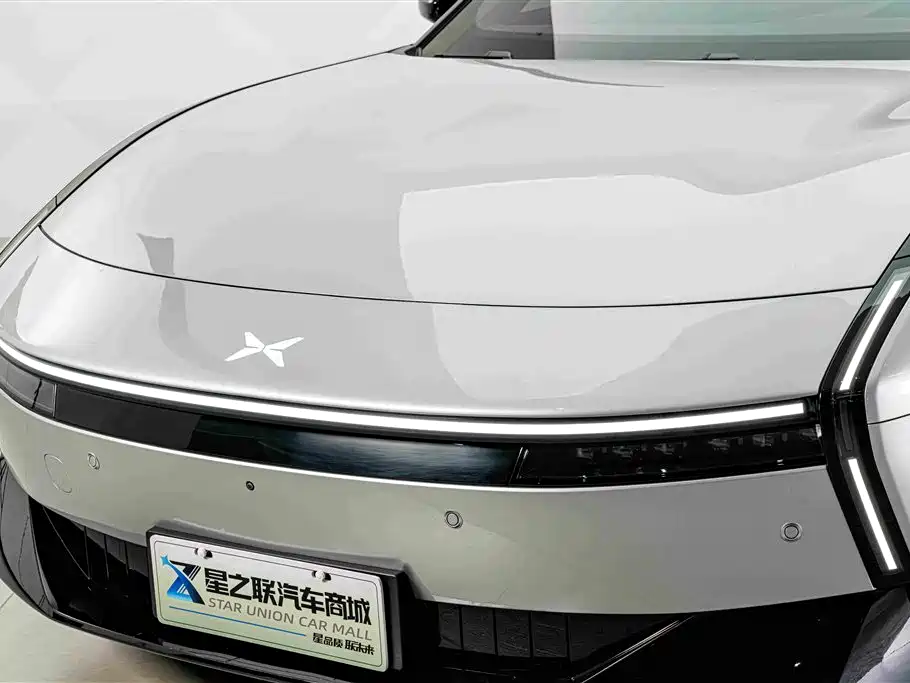 XPeng P7 2025 2025 820km Extended Range Edition