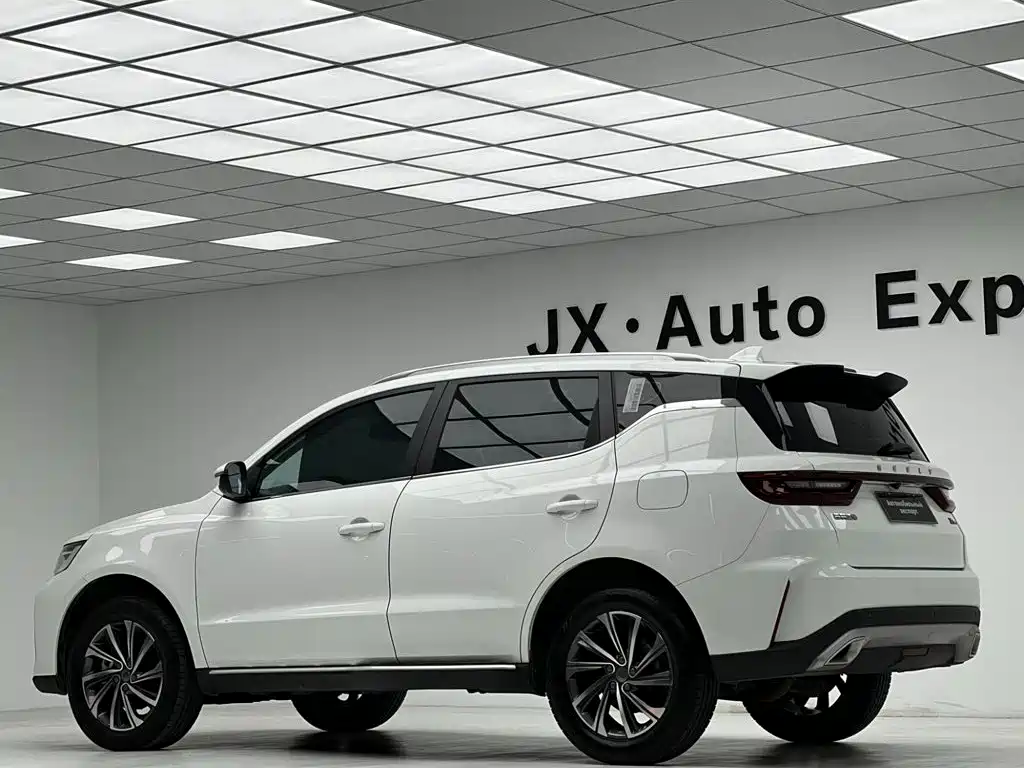 Geely Emgrand X6 2022 2021 Model PRO 1.4T Automatic Premium