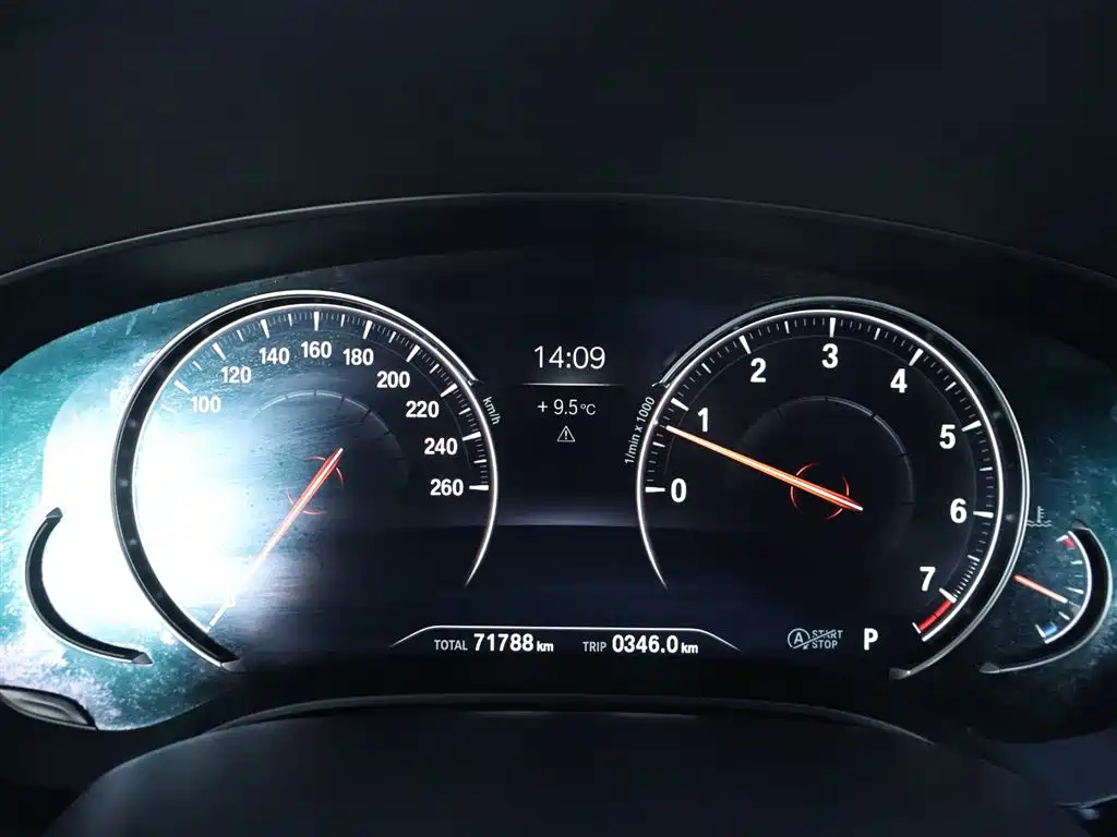 BMW 5 Series (Import) 2018 525i M Sport Package фото 15