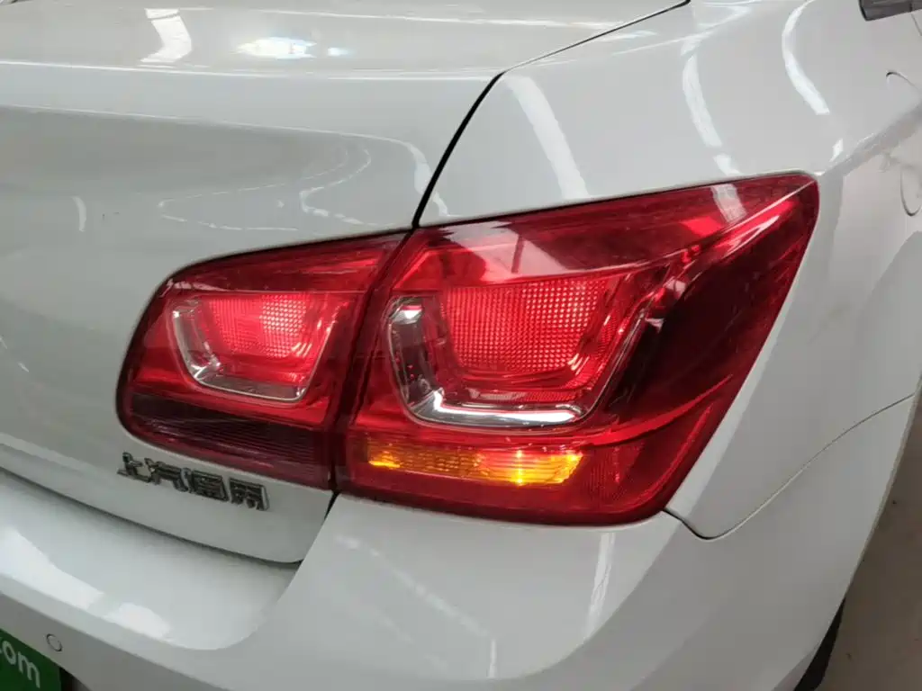 Chevrolet Cruze 2017 2015 1.5L Classic SE AT