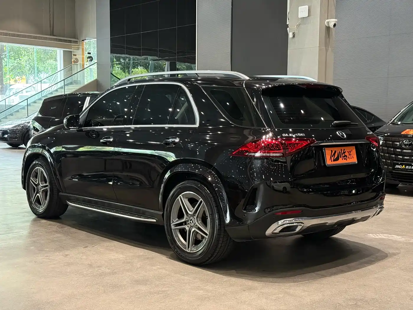 Mercedes-Benz GLE 2020 Facelift GLE 450 4MATIC Luxury фото 13