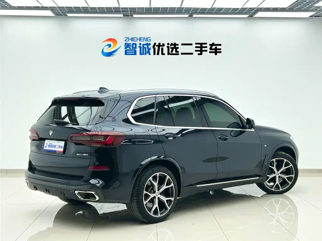 BMW X5 (Import) 2021 xDrive40i Exclusive M Sport Package фото 22