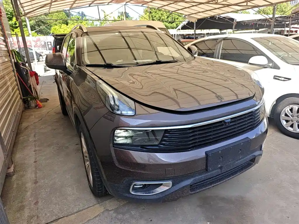 Lynk & Co 01 2019 2.0T 2WD Type Pro Version China V фото 4