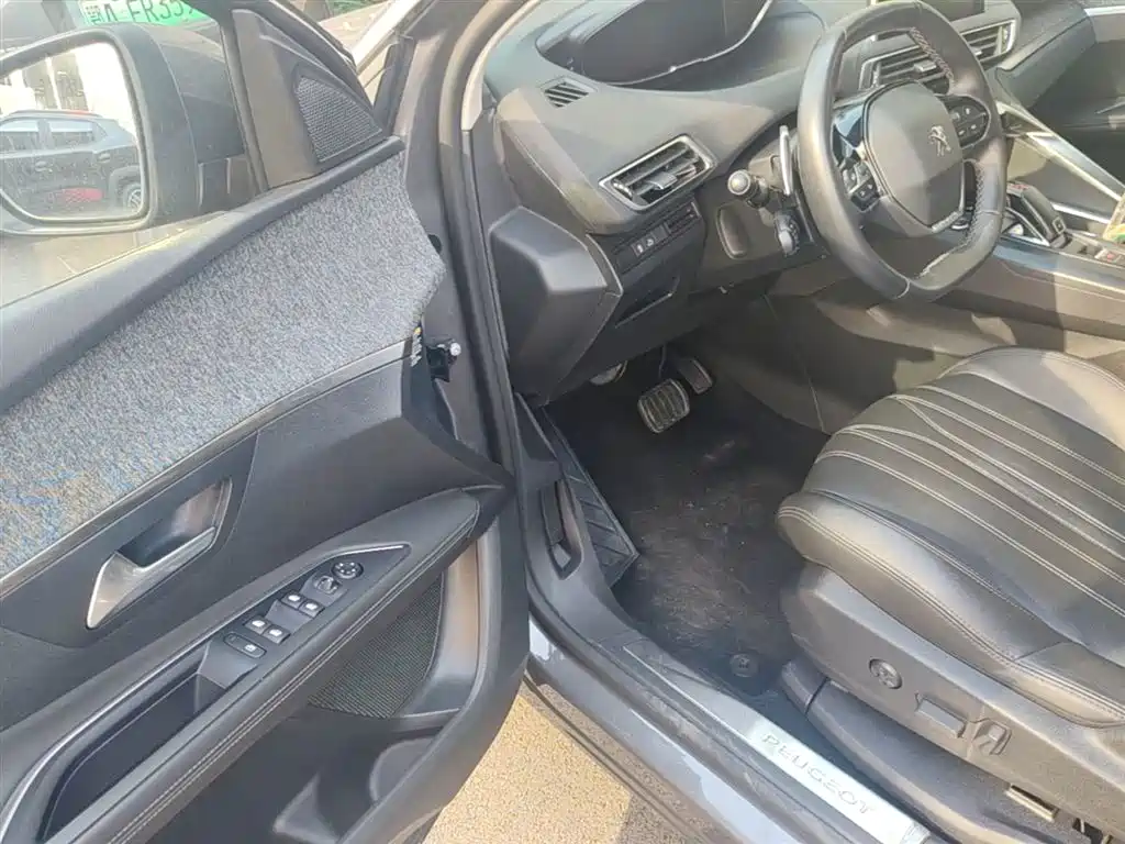 Peugeot 5008 2019 400THP 7-Seat Flagship Luxury Edition фото 12