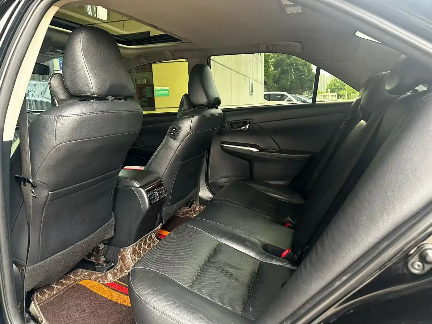 Toyota Camry 2015 2.0G Leading Edition фото 5