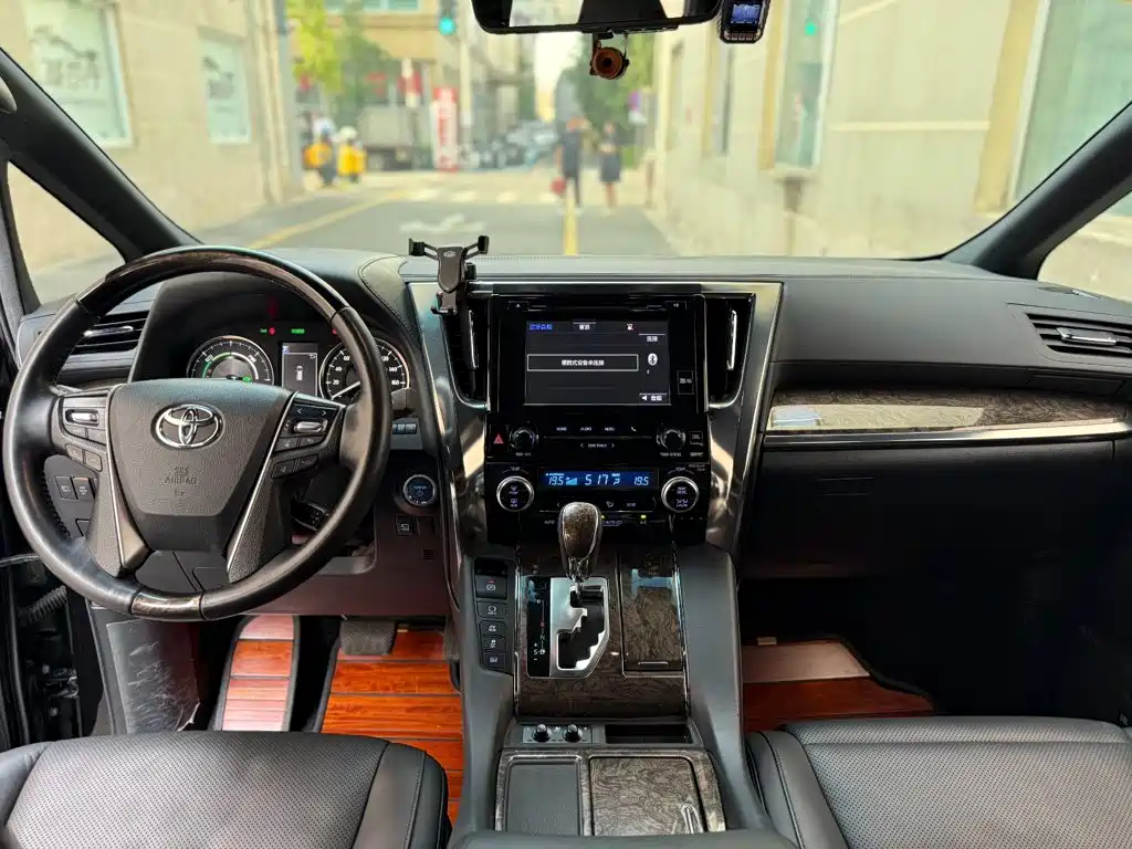 Toyota Vellfire 2019 2019 Hybrid 2.5L HV Premium Edition