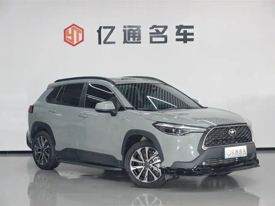Toyota Corolla Cross 2022 2.0L Flagship Edition фото 3