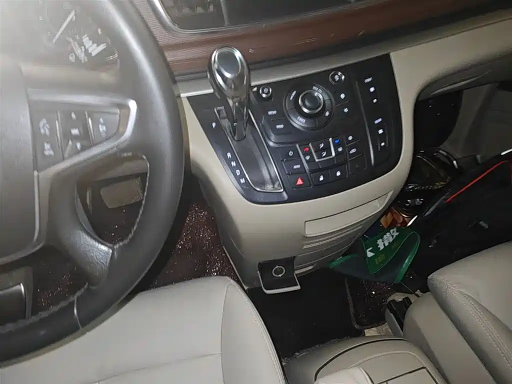 Buick GL8 2018 28T Luxury Model China VI фото 14