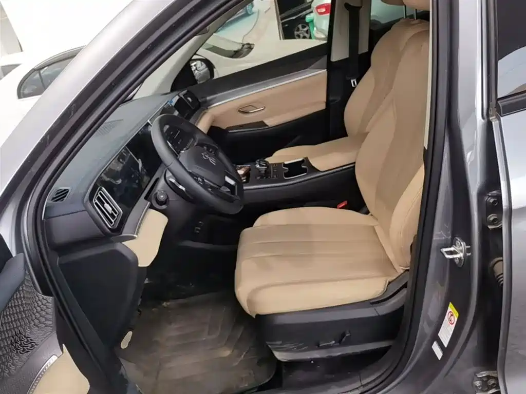 BYD Song Pro New Energy 2025 2nd Generation Smart Drive Edition DM-i 75KM Leading Type фото 15