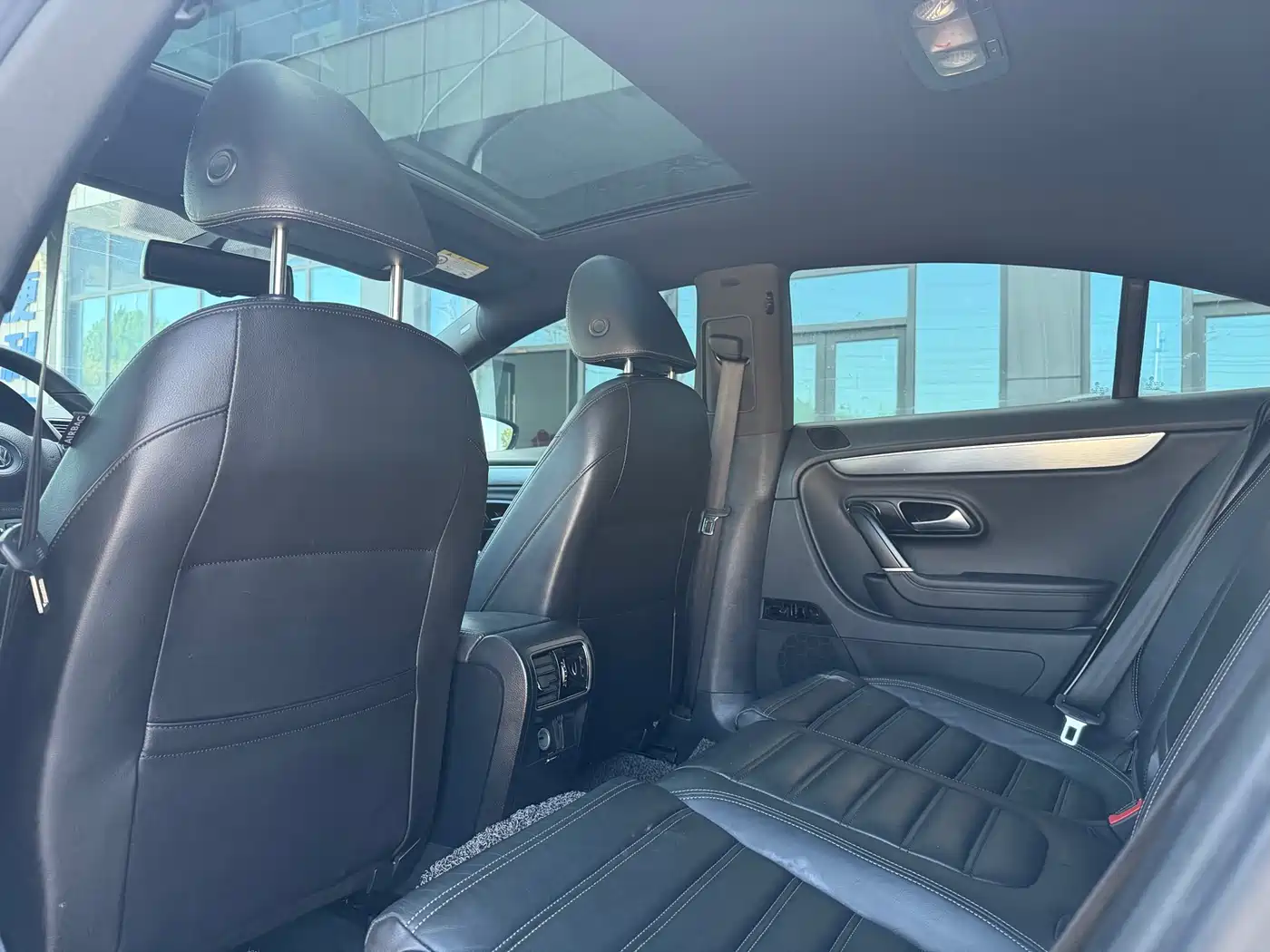 Volkswagen FAW-Volkswagen CC 2016 Model 1.8TSI Premium фото 8