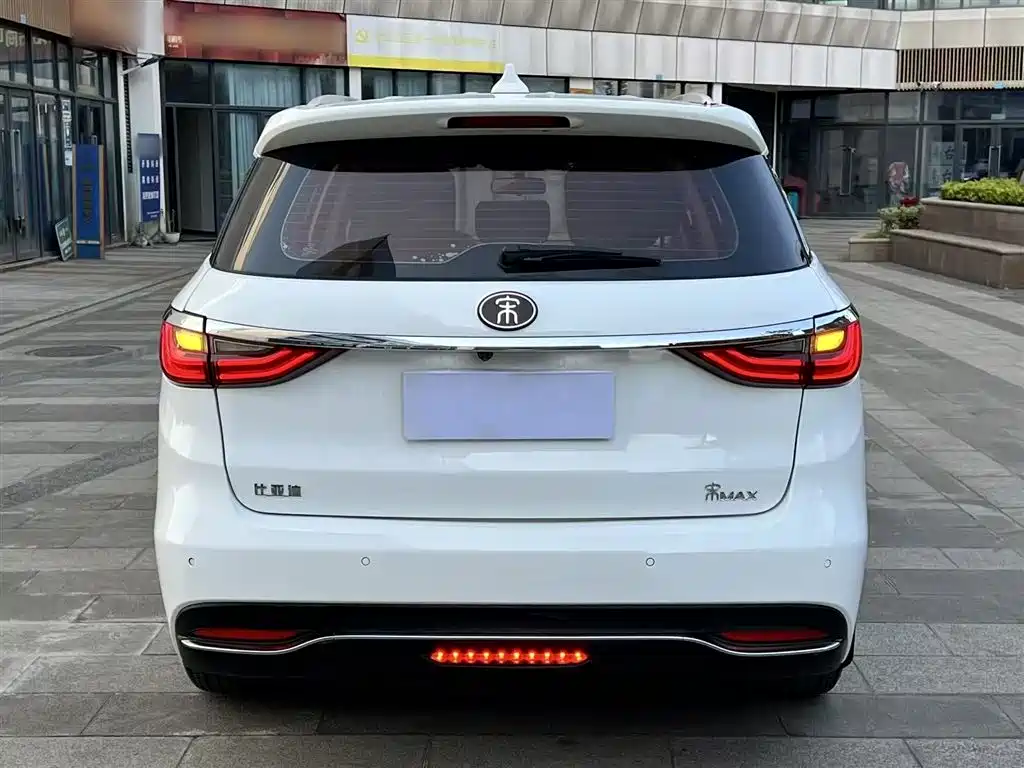 BYD Song MAX 2017 1.5T Auto Smart Elite 7-Seater фото 6