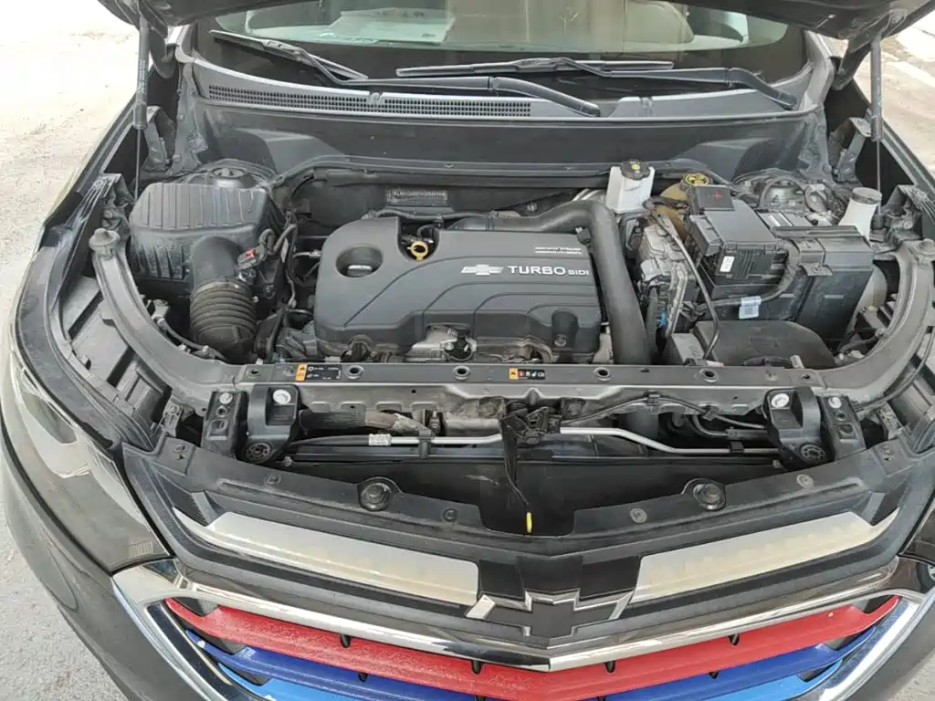 Фото 20 - Chevrolet Equinox