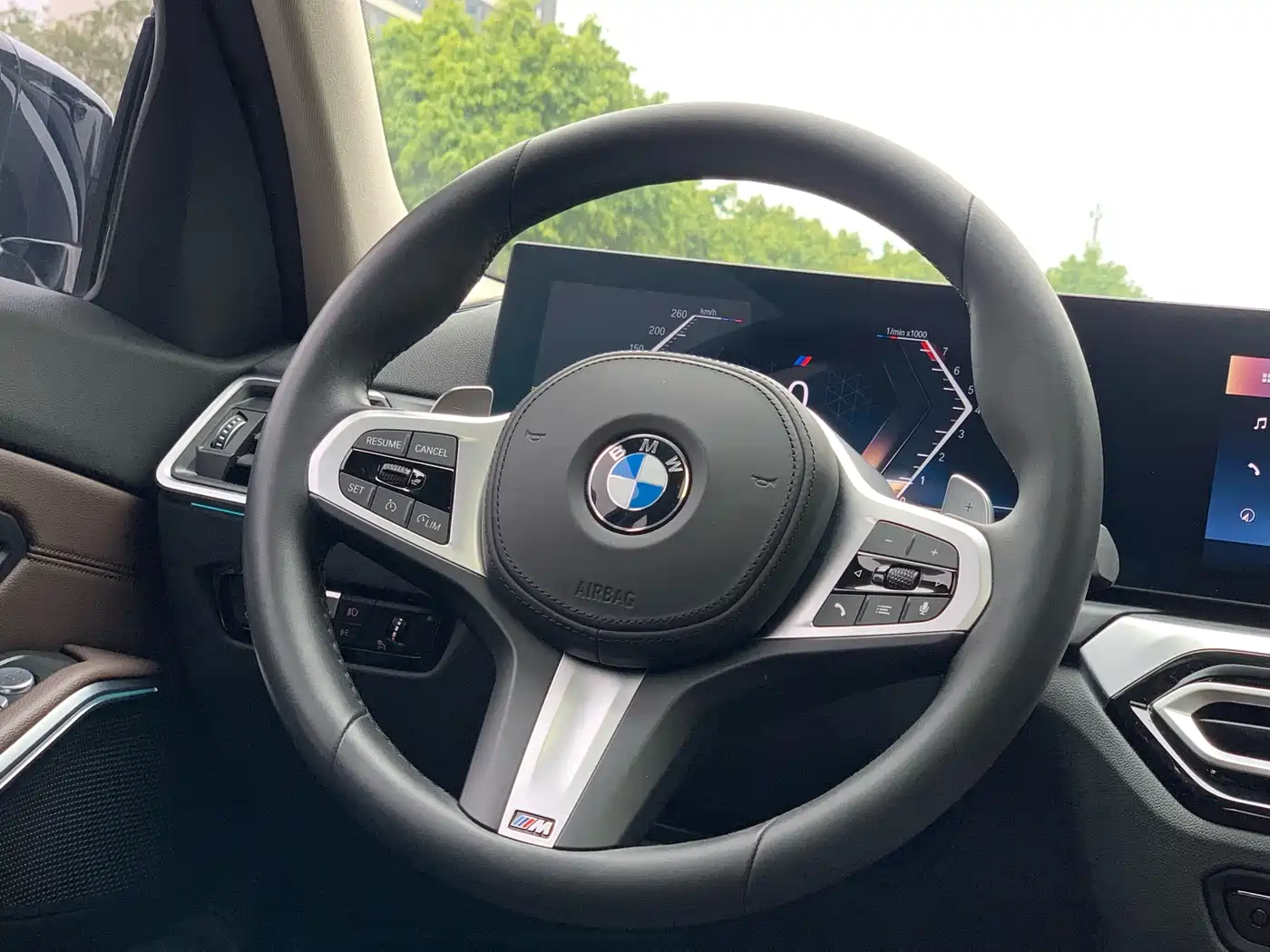 BMW 3 Series 2024 325i M Sport Package фото 19