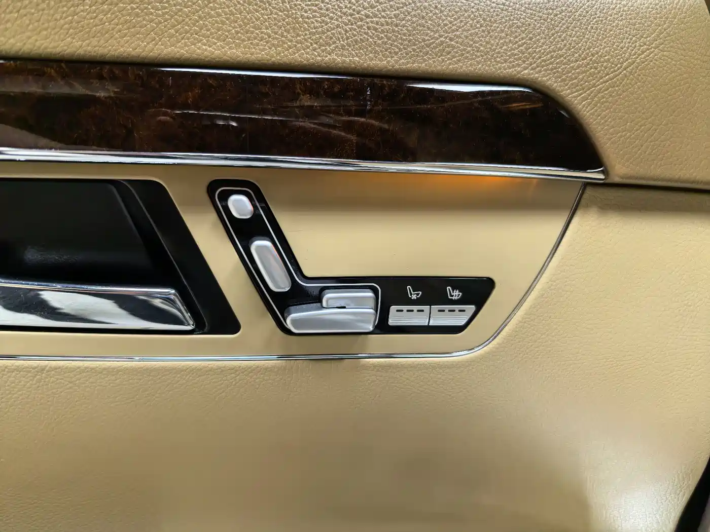 Mercedes-Benz S-Class 2012 S 400 L HYBRID Grand Edition фото 15