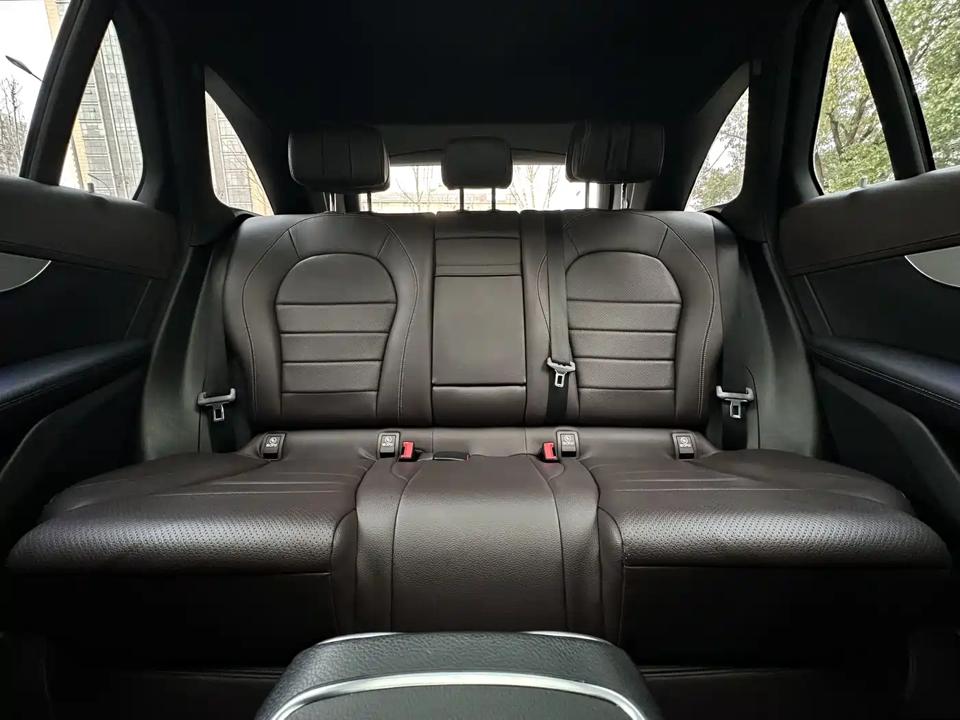 Mercedes-Benz GLC 2021 GLC 260 L 4MATIC Sporty фото 12