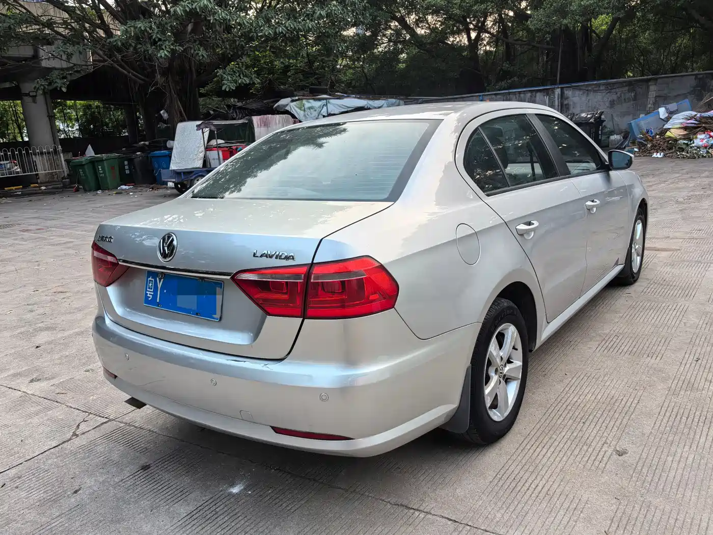 Volkswagen Lavida 2013 1.6L Automatic Trend Edition фото 6