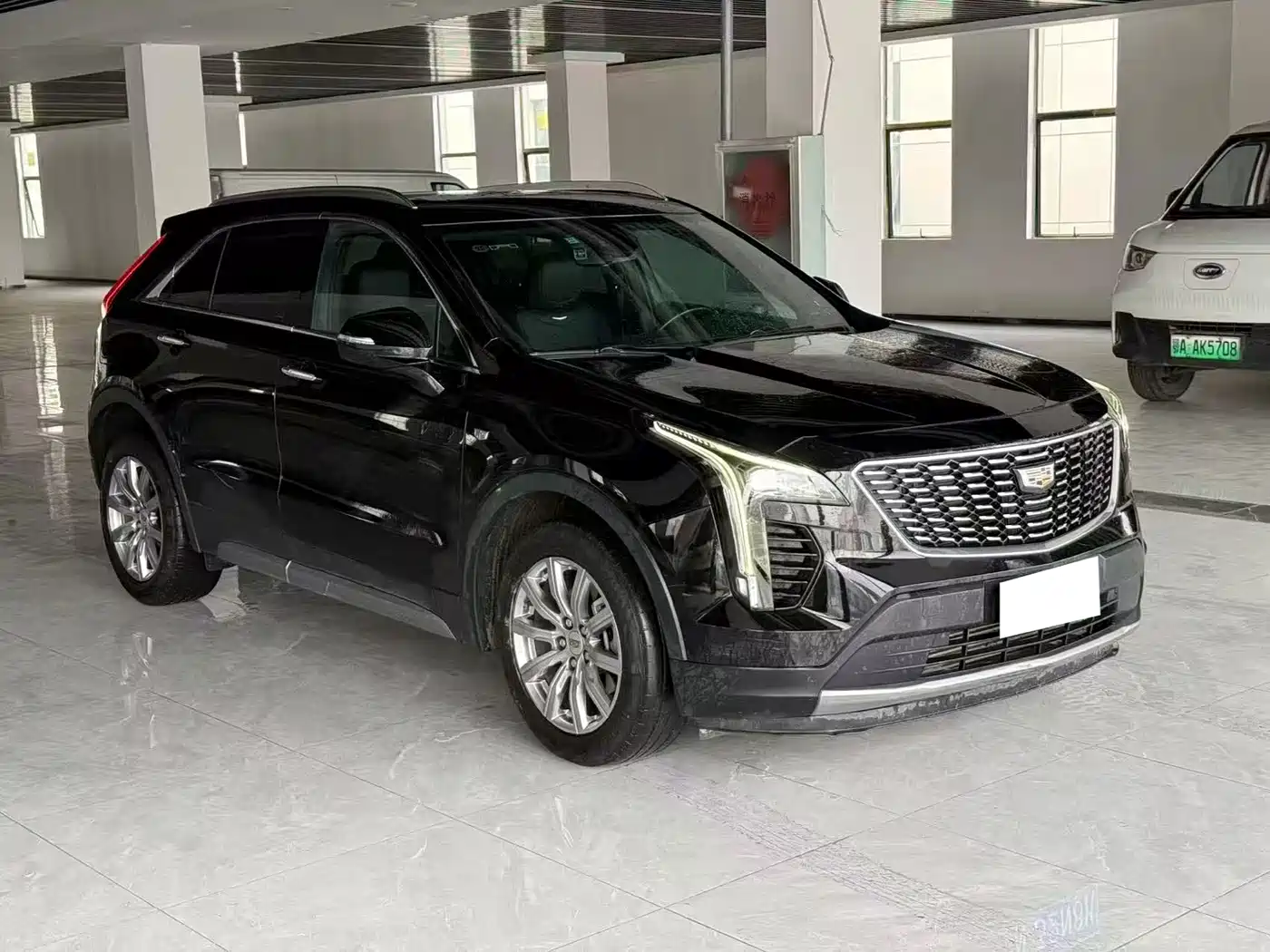CADILLAC XT4