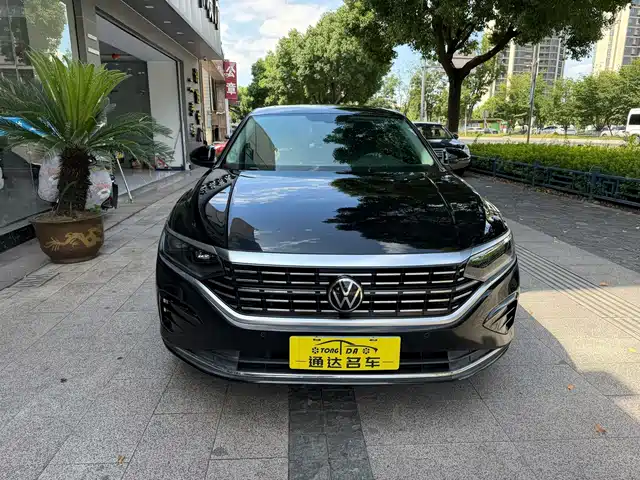 Volkswagen Passat 2021