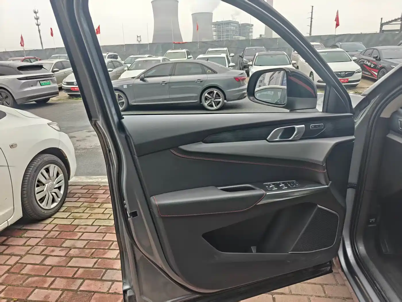 Lynk & Co 01 2019 2.0T 2WD Shine Pro Version China VI фото 4