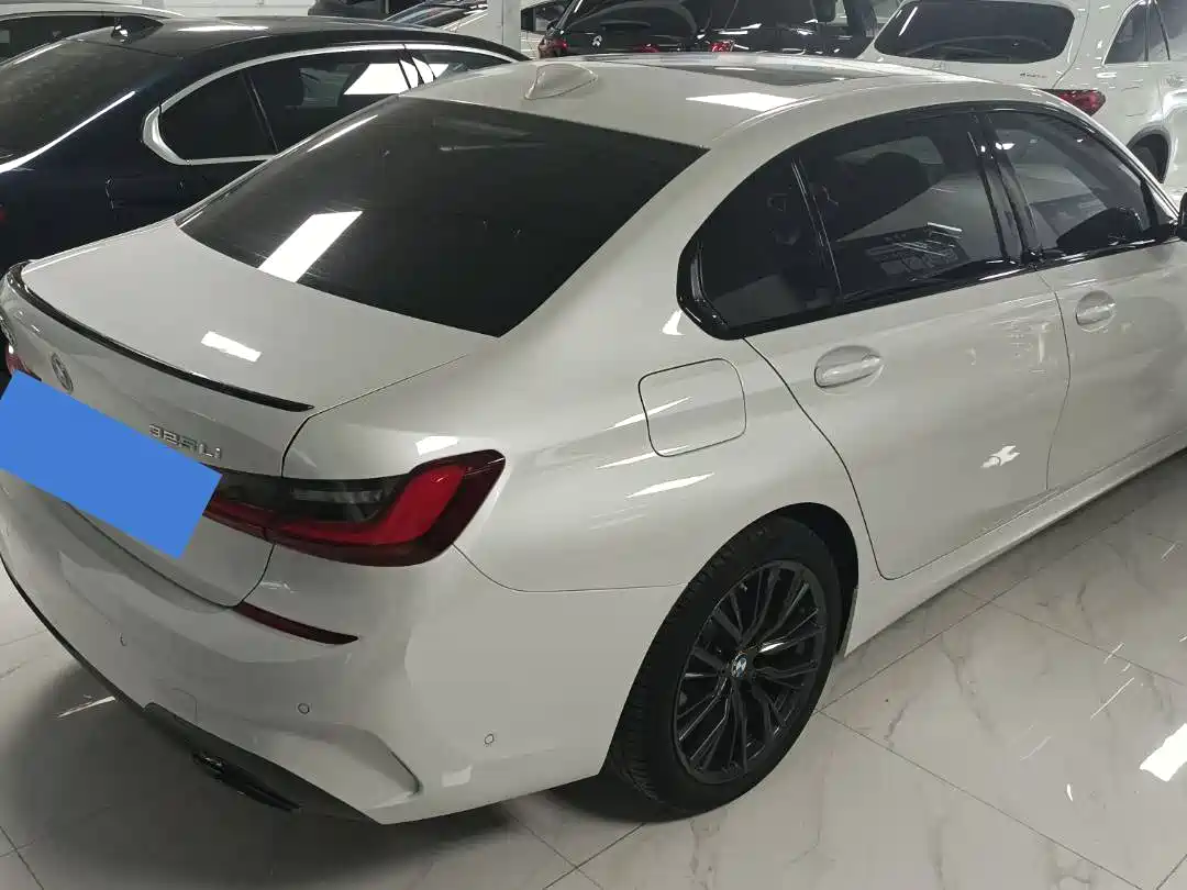 BMW 3 Series 2022 325Li M Sport Shadow Edition фото 15