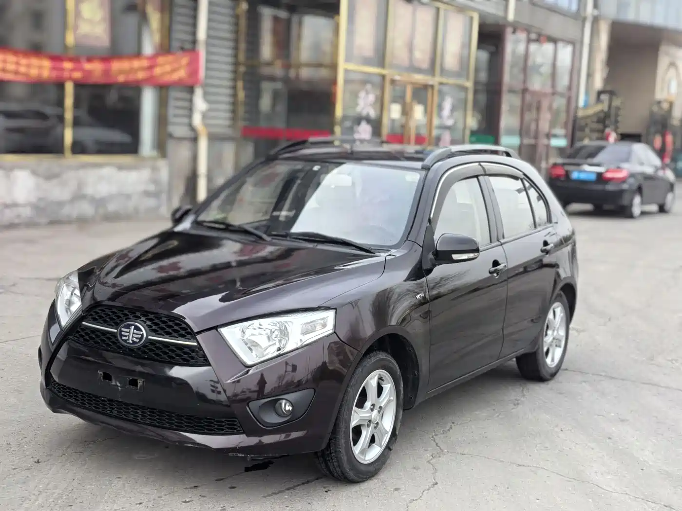 FAW Xiali N7 2013 2013 1.3L Manual Luxury