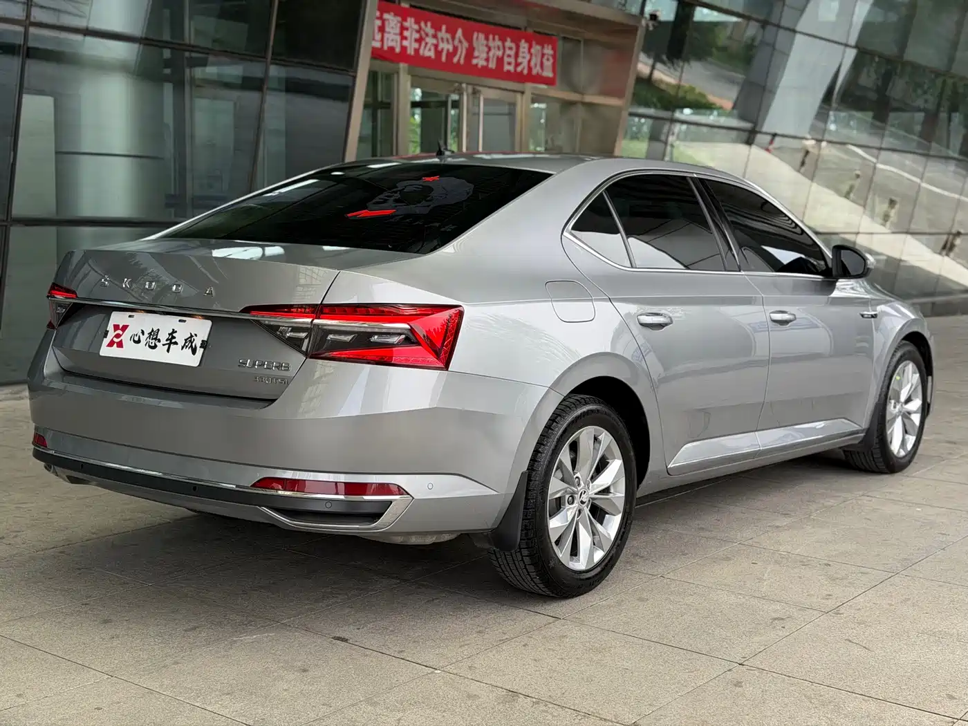Škoda Superb 2019 Facelift TSI330 DSG Comfort фото 6