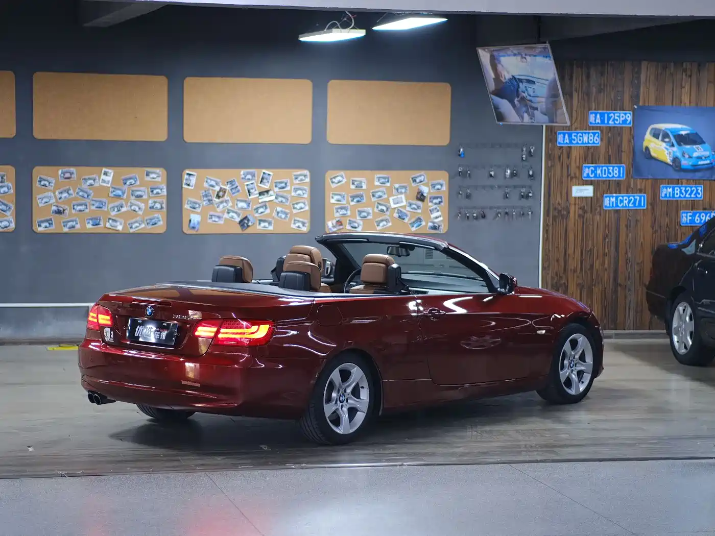 BMW 3 Series (Import) 2011 325i Convertible Coupe фото 9