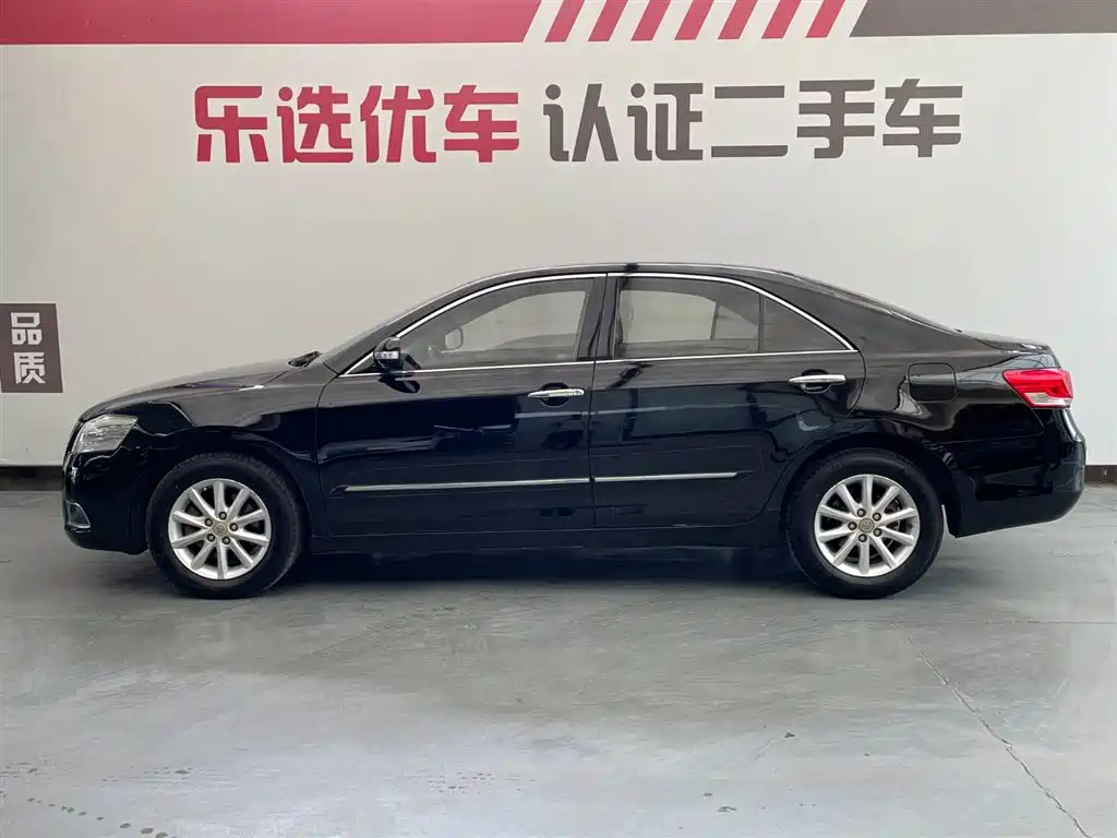 Toyota Camry 2011 240G Classic Anniversary Edition фото 3