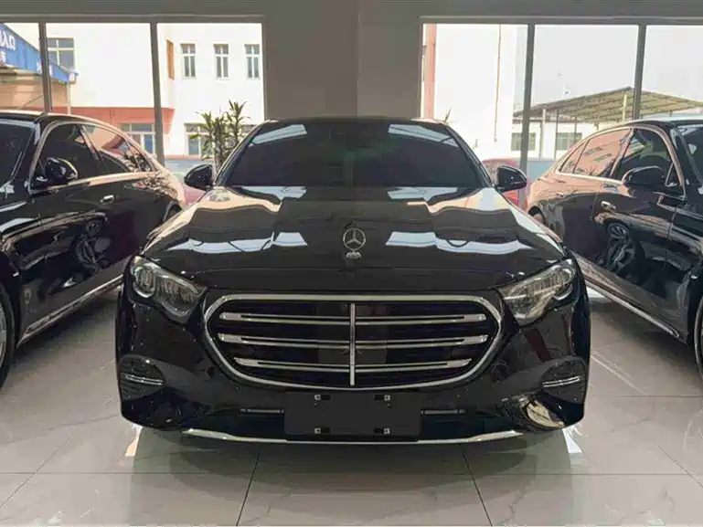 Mercedes-Benz E-Class 2024 Model E 300 L Luxury фото 2
