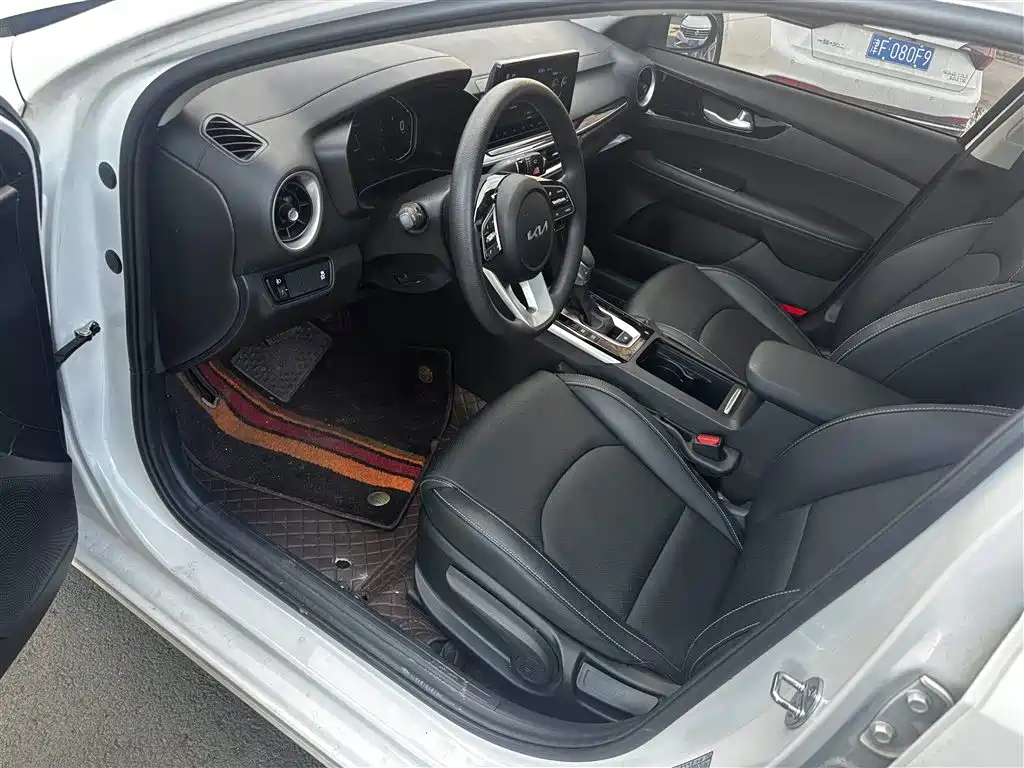 Kia K3 2021 Facelift 1.5L CVT Fashion Edition фото 5