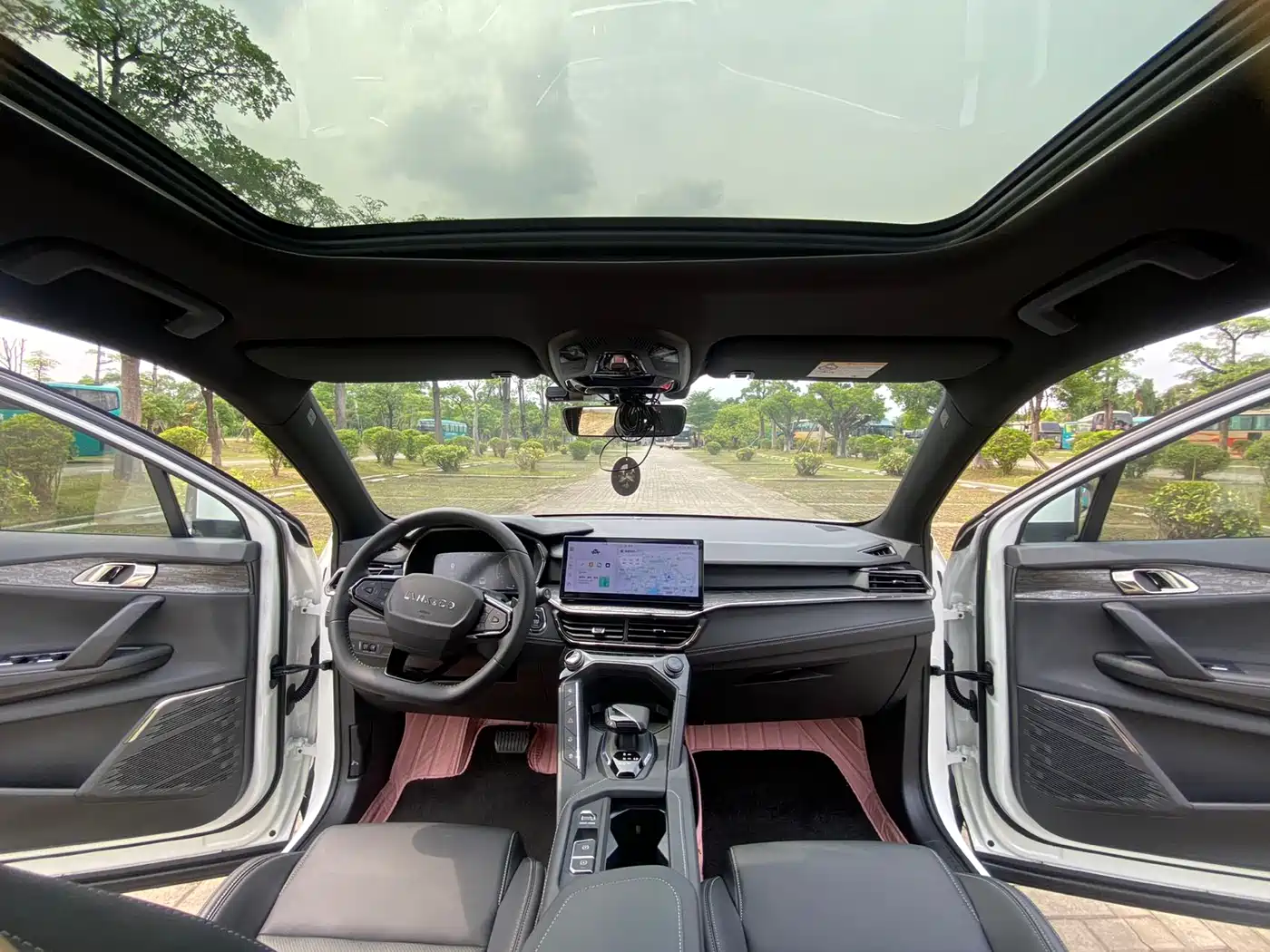 Lynk & Co 06 2023 Remix 1.5T Power Halo фото 9