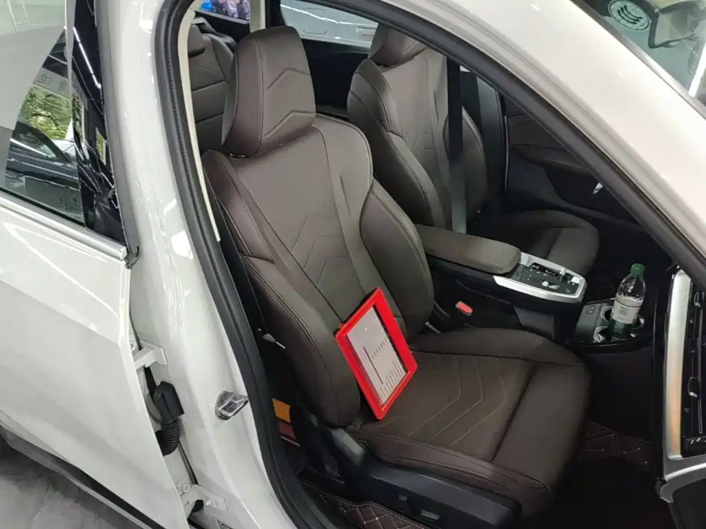 BMW iX1 2025 2023 eDrive25L X Design Package
