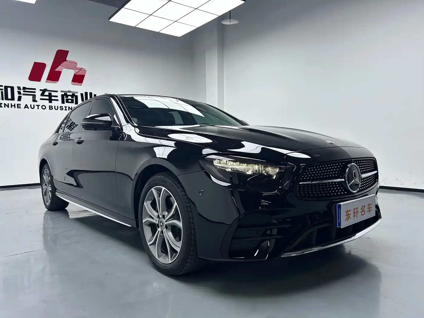 Mercedes-Benz E-Class 2022 Facelift E 300 L Sport Fashion Style фото 3