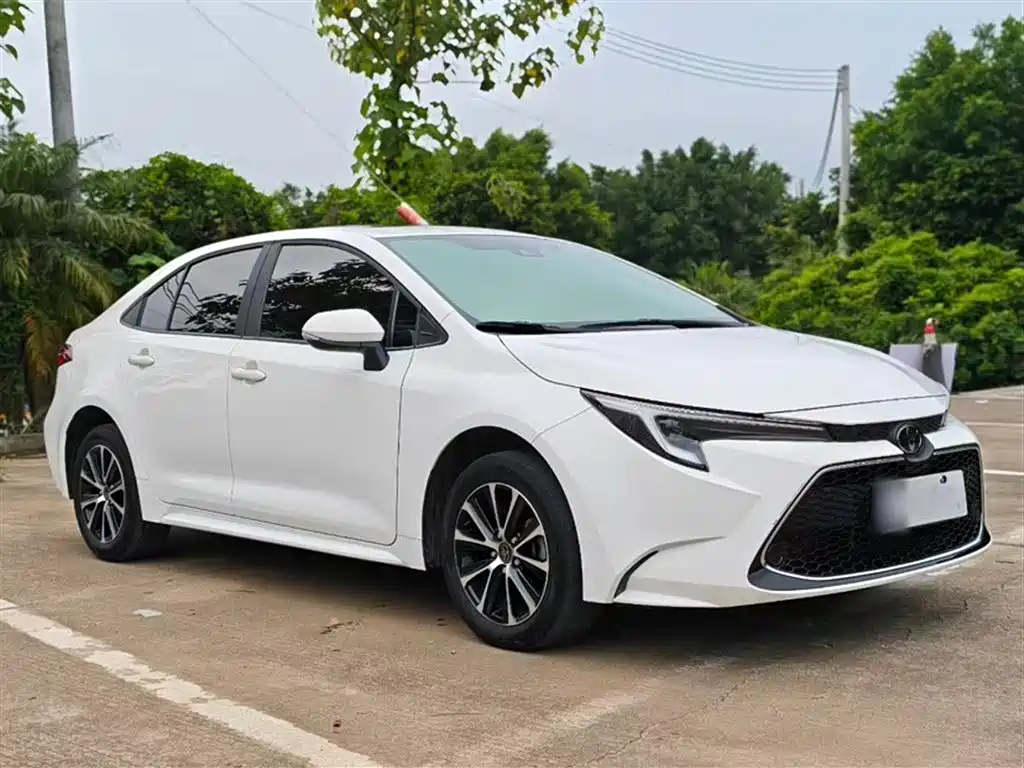Toyota Levin 2024 185T CVT Luxury Edition фото 5