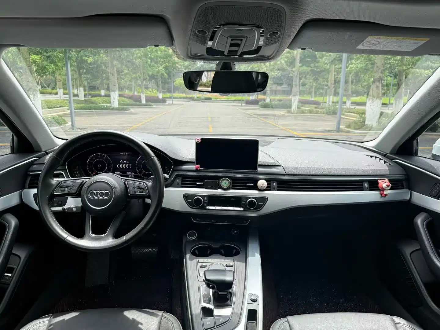 Фото 9 - Audi A4L
