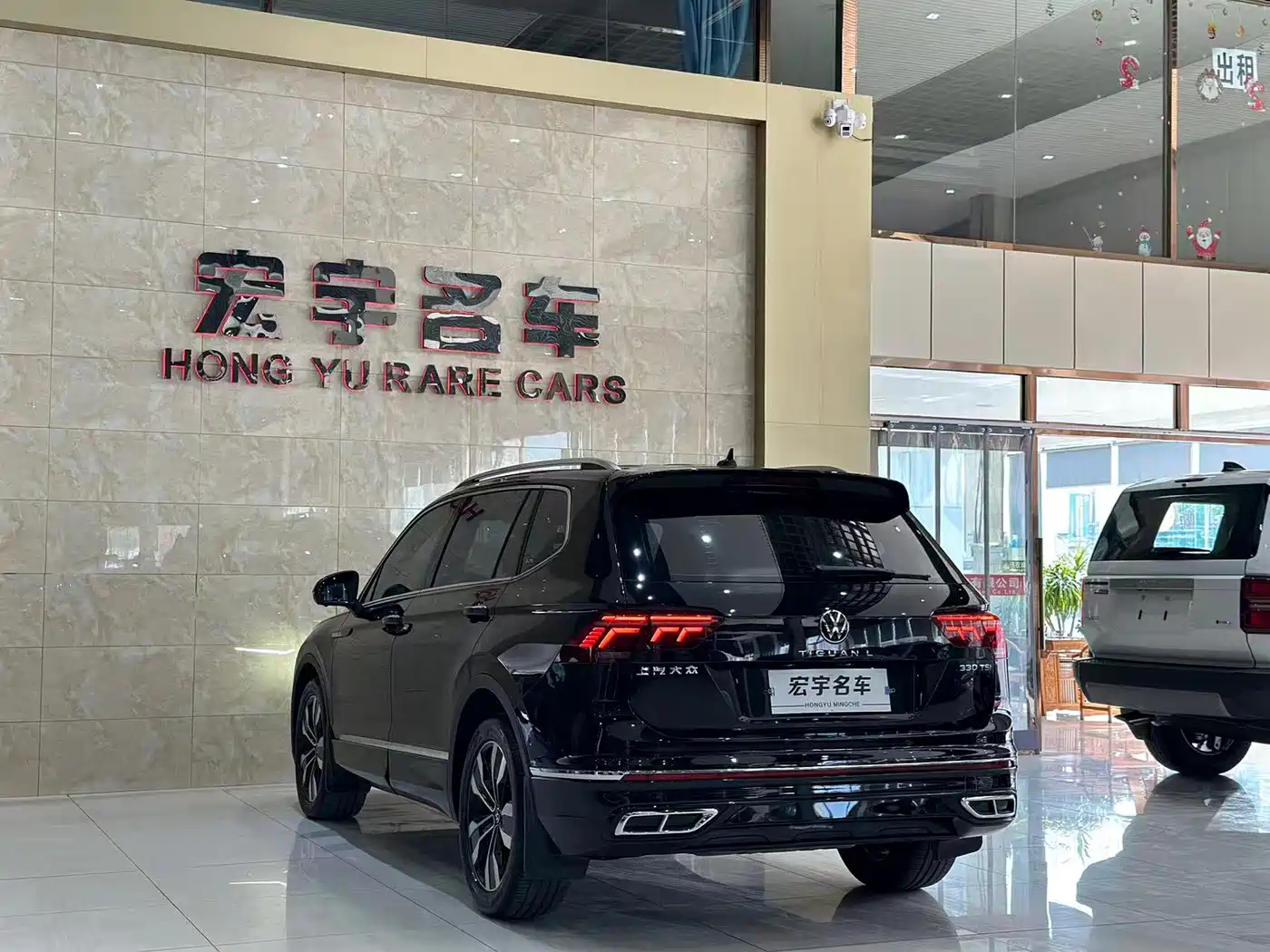 Volkswagen Tiguan L 2023 330TSI Auto 2WD R-Line Premium Edition фото 18