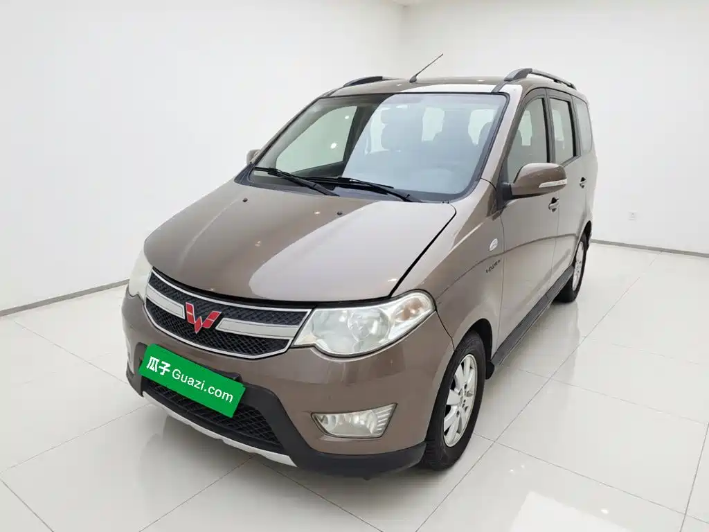 Wuling Motors Wuling Hongguang 2014 2014 1.5L S Luxury
